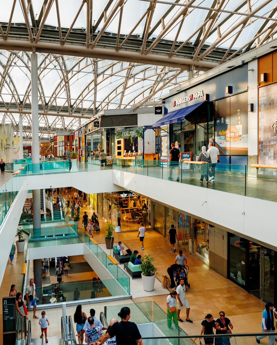 Pôle de Commerces et de Loisirs Confluence 