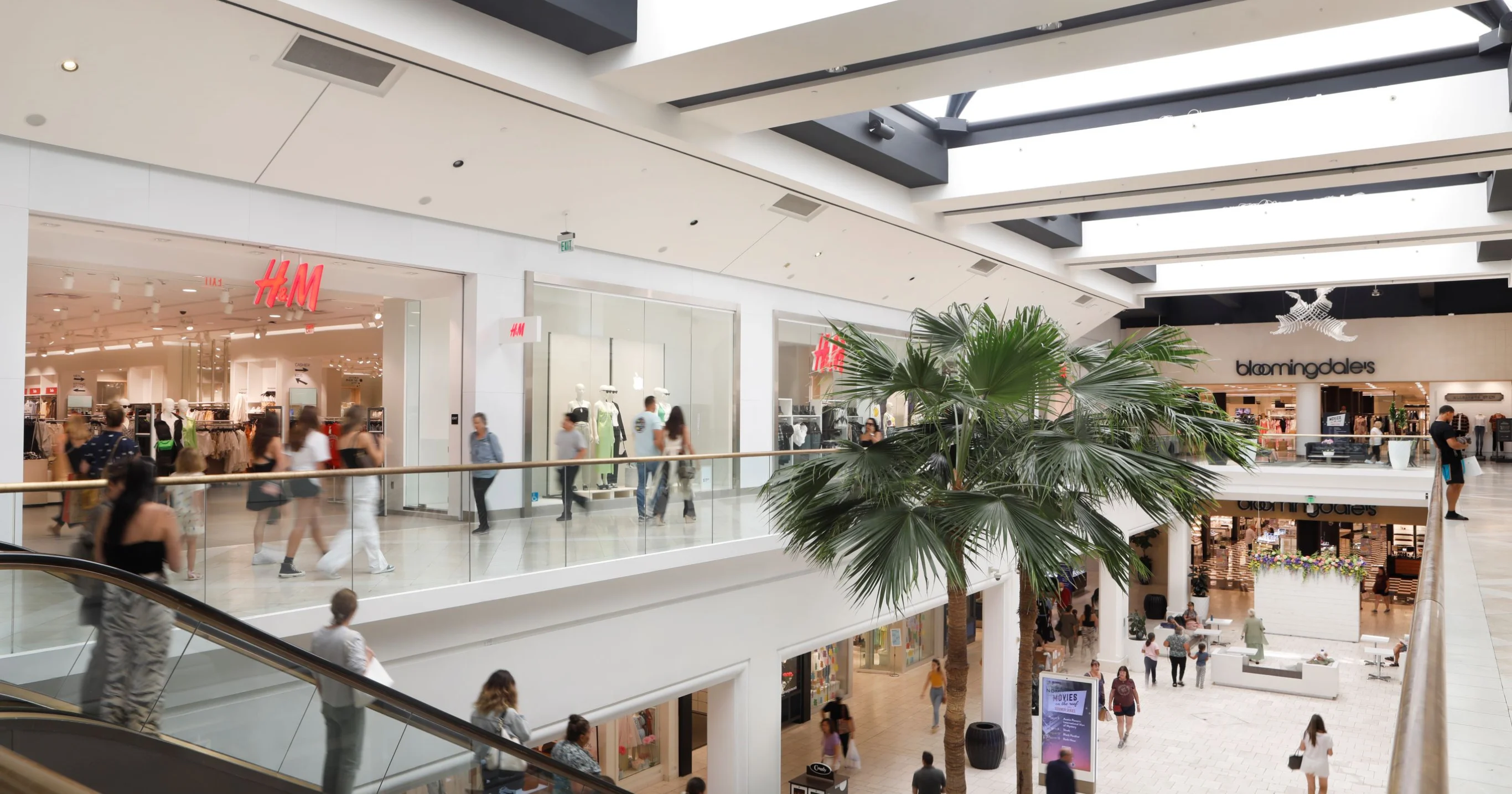 Westfield Fashion Square interior 