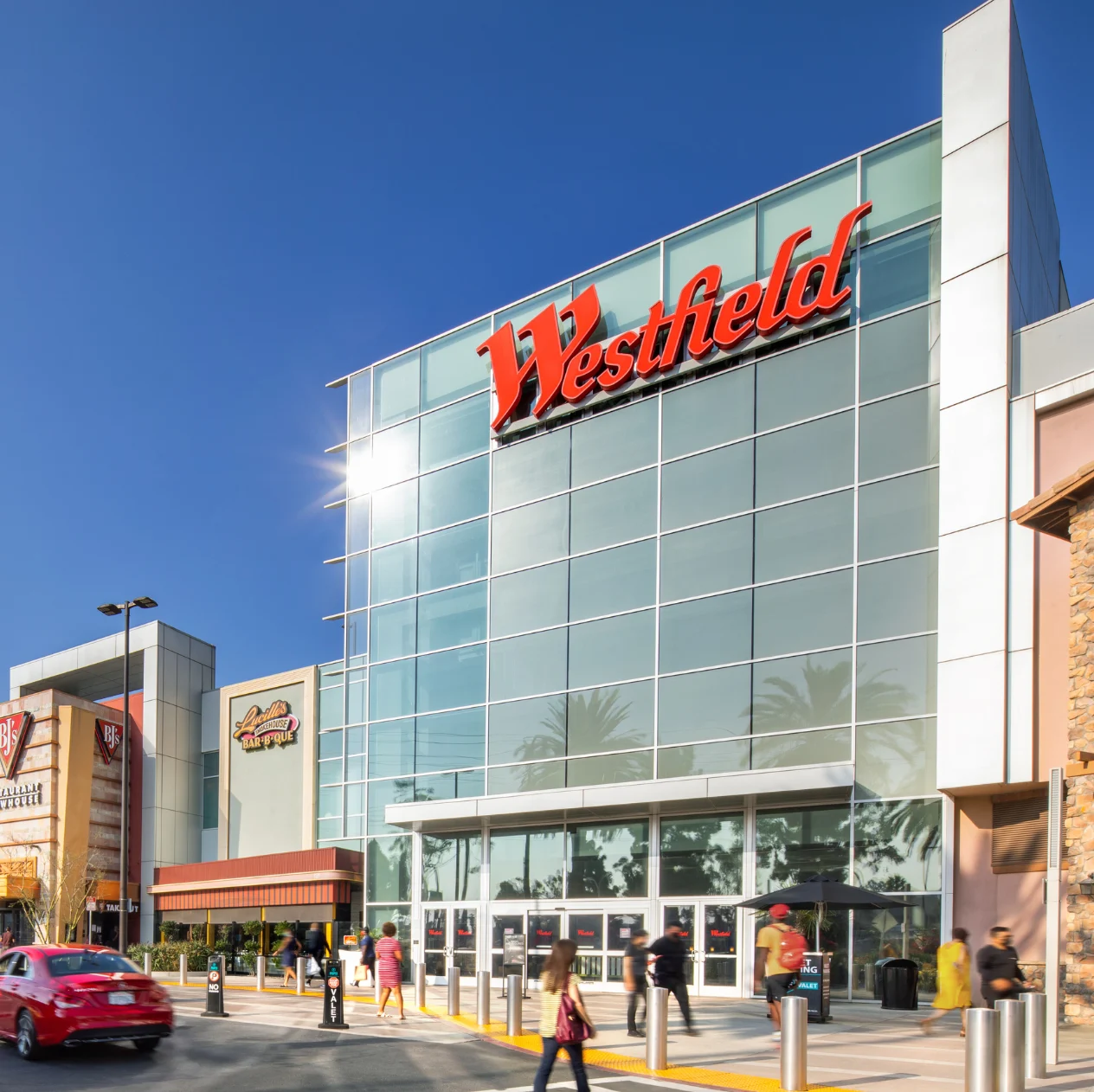 Westfield Culver City shopping center exterior
